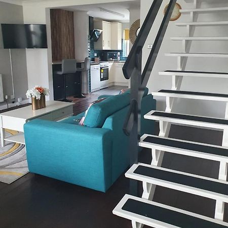 Villa Four Seasons By The Sea à Peacehaven Extérieur photo